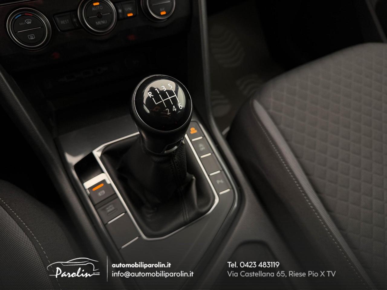 Volkswagen Tiguan 1.6 tdi Sport R-Line LED-CarPlay-19''