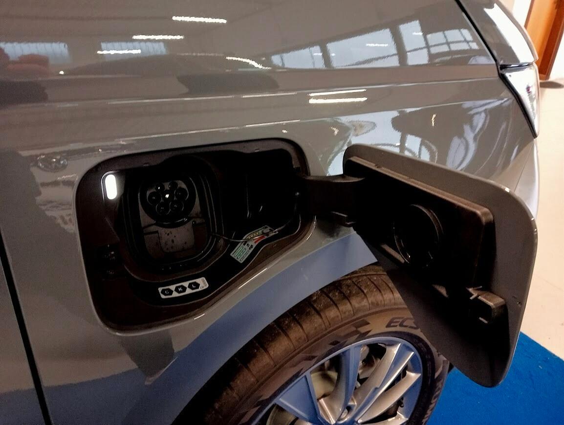 Volkswagen T7 Multivan 1.5 245cv PHEV 4MOTION 4X4 LIFE 7P PRONTA CONS