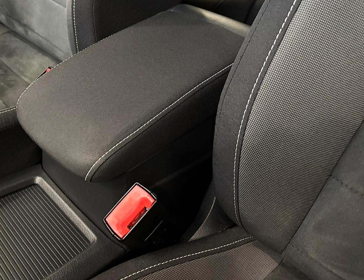 Volkswagen Golf 1.6 TDI 110CV *PARI AL NUOVO*