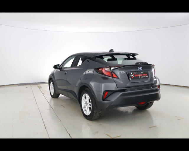 TOYOTA C-HR 1.8 Hybrid E-CVT Business