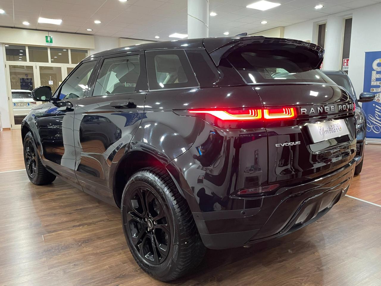 R.R. EVOQUE 2.0D 163CV MHEV HSE - AFFARI FINE ANNO