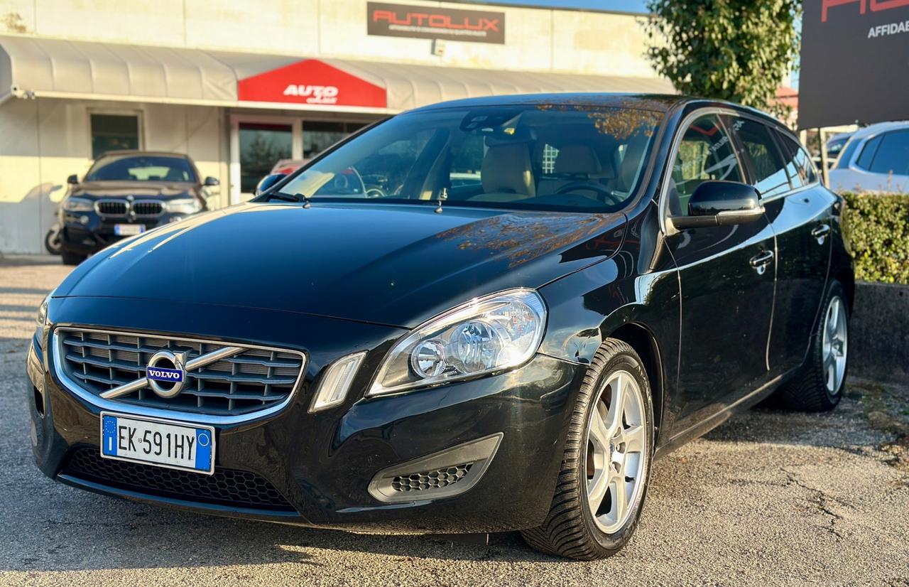 VOLVO V60 DRIVe Summum 2011 TENUTA BENISSIMO