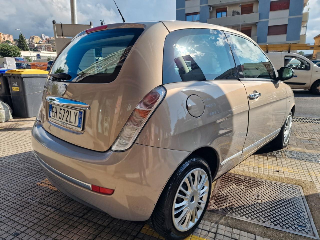 Lancia Ypsilon 1.2 69 CV Diva