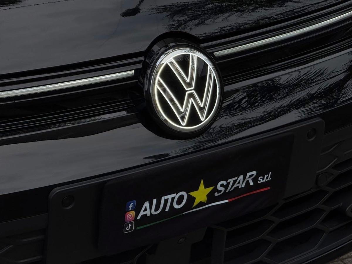 Volkswagen Golf 8.5 GTI 2.0 TSI 265CV