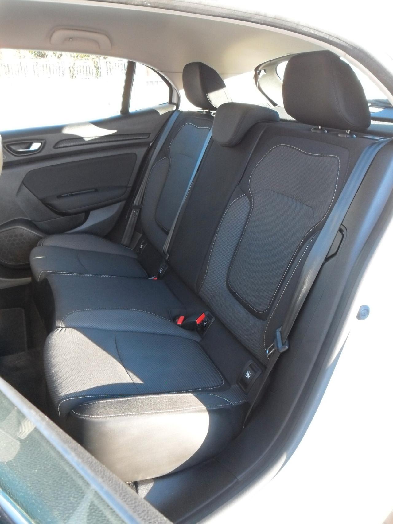 Renault Mégane 1.5Blue dCi Business Berlina