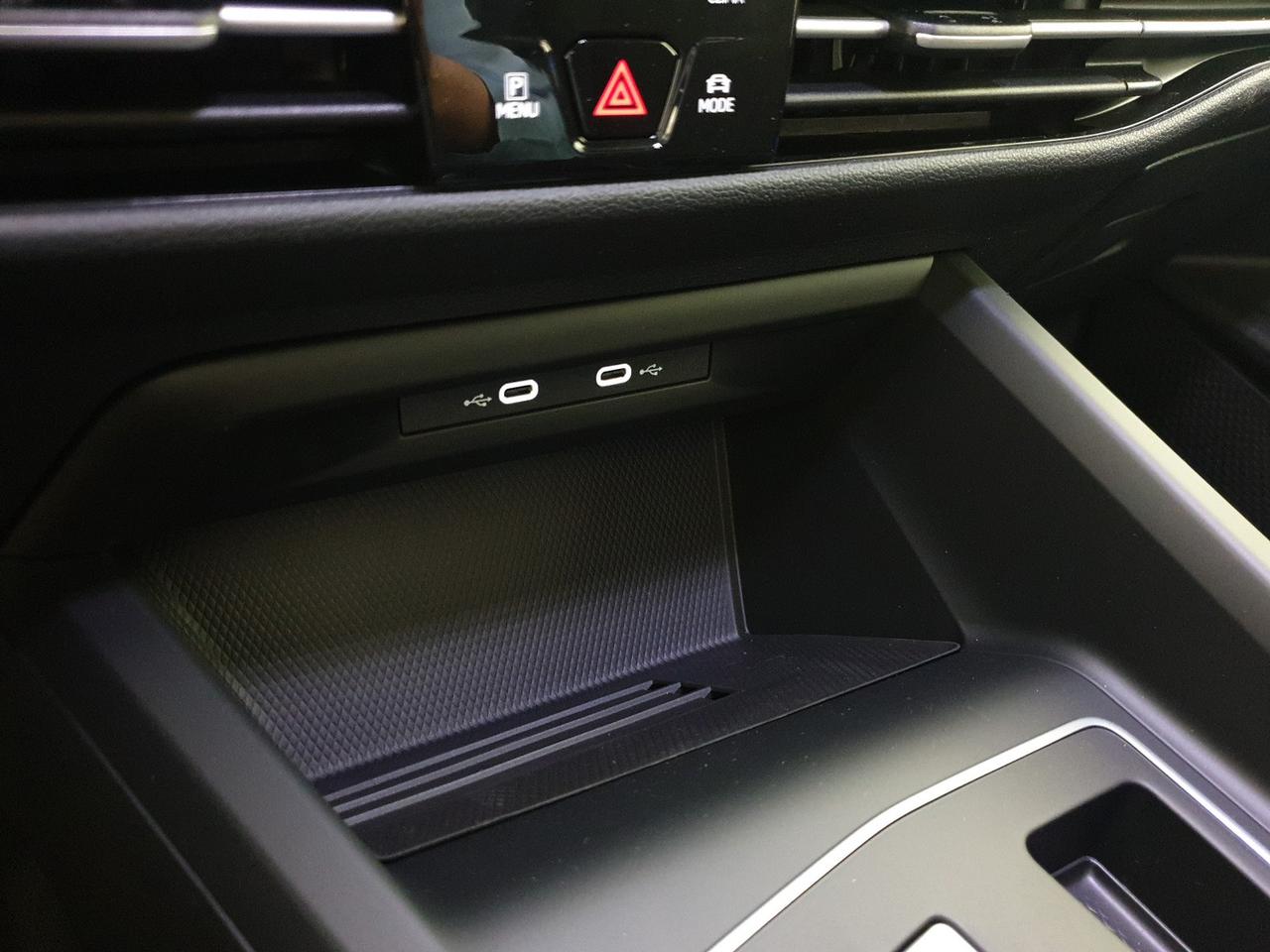 Volkswagen Golf 1.5 tsi ehybrid edition plus 204cv dsg