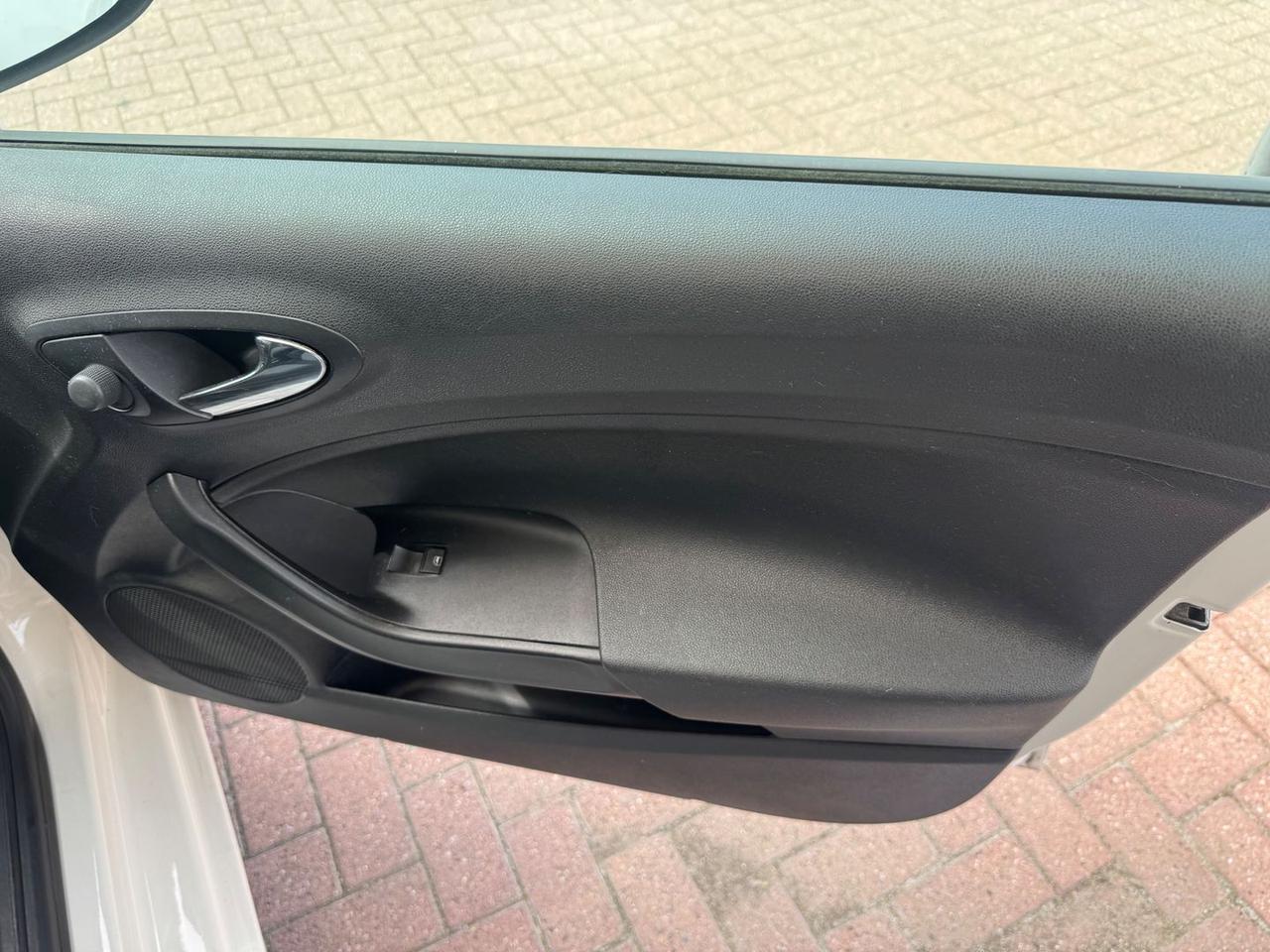 Seat Ibiza Connect Grey 1.0 #11874