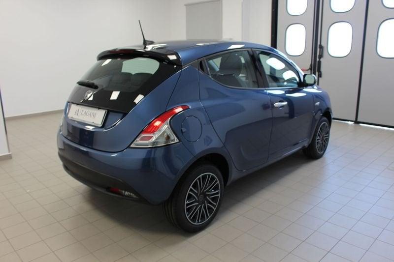 Lancia Ypsilon 1.0 FireFly 5 porte S&S Hybryd Gold