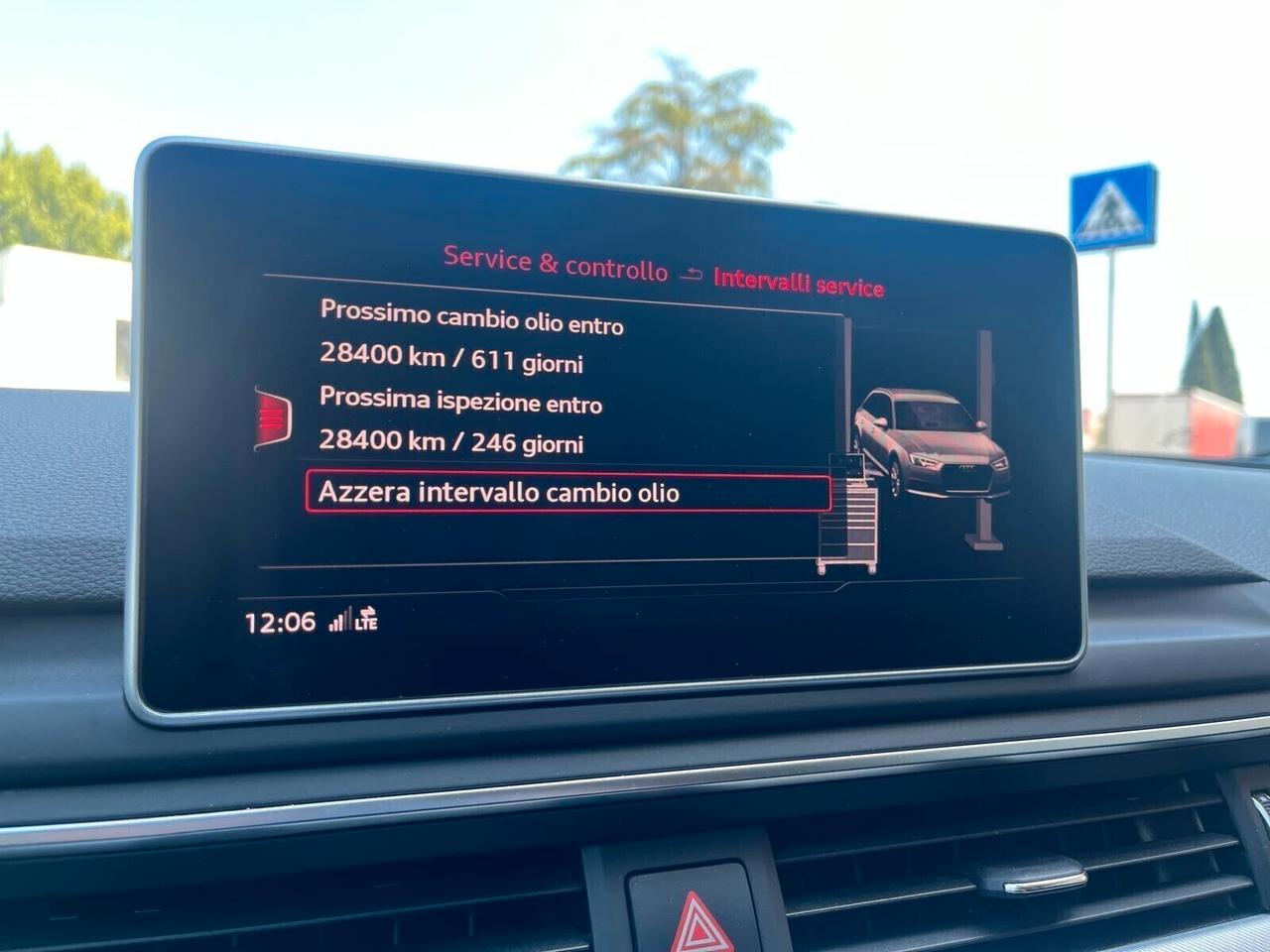 Audi A4 Avant 35 TDI S-tronic Business Sport Gancio