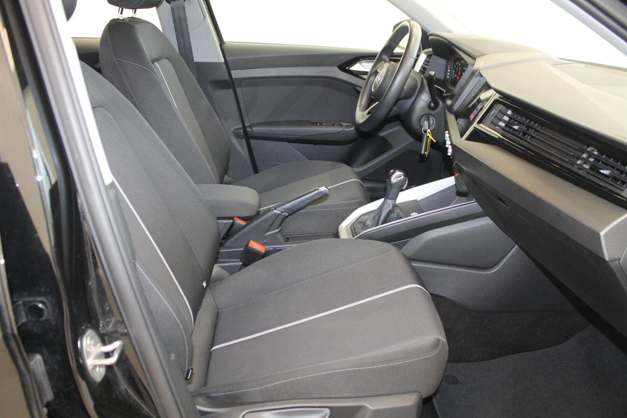 Audi A1 Sportback 30 1.0 Tfsi Ambiente 110 Cv. S-Tronic
