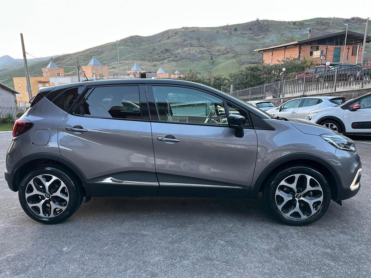 Renault Captur dCi 8V 90 CV EDC Sport Edition2