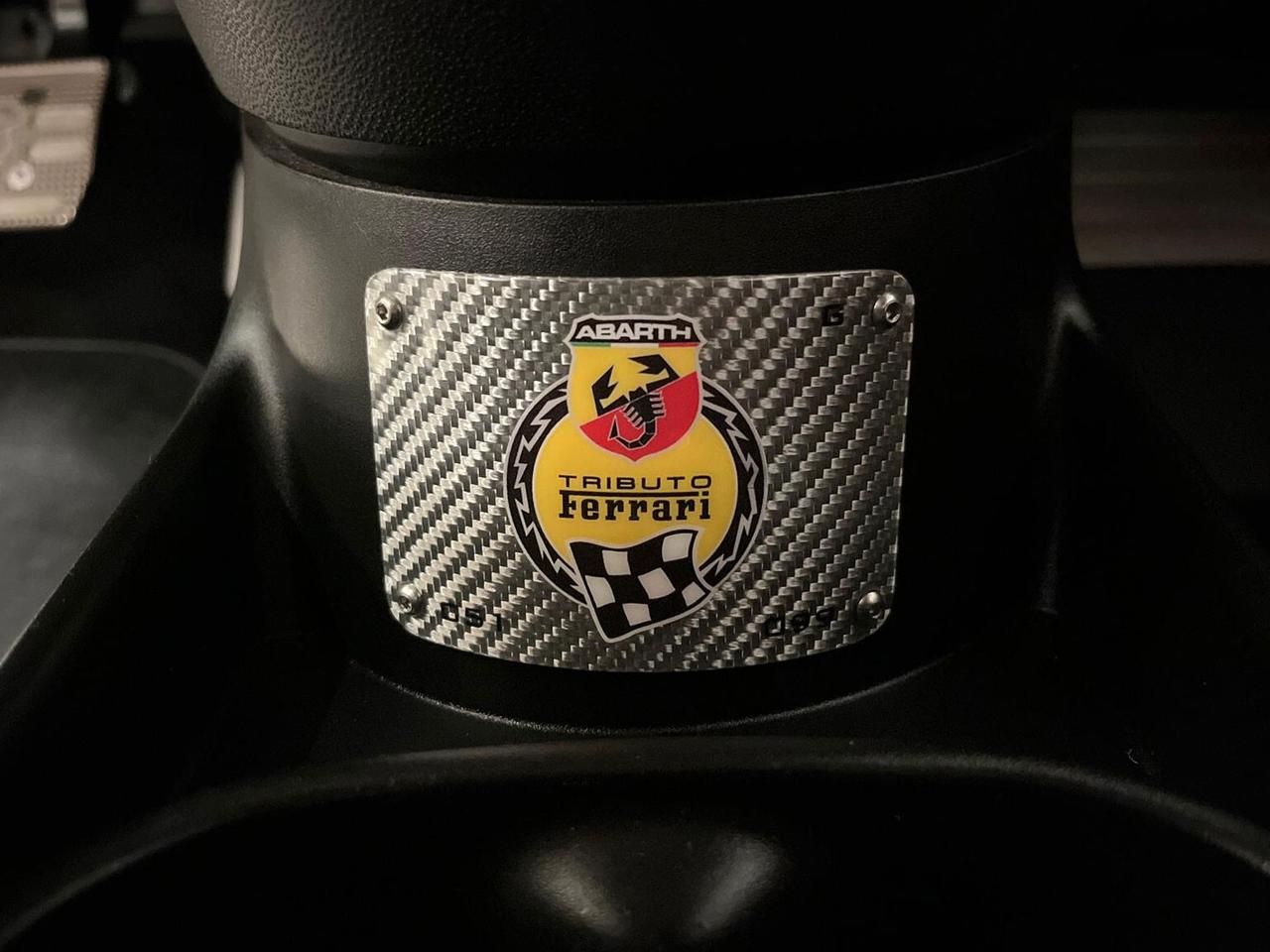 Abarth 500 695 Tributo Ferrari