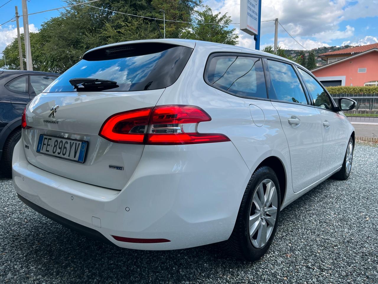 Peugeot 308 BlueHDi 120 S&S SW Bus km 89916