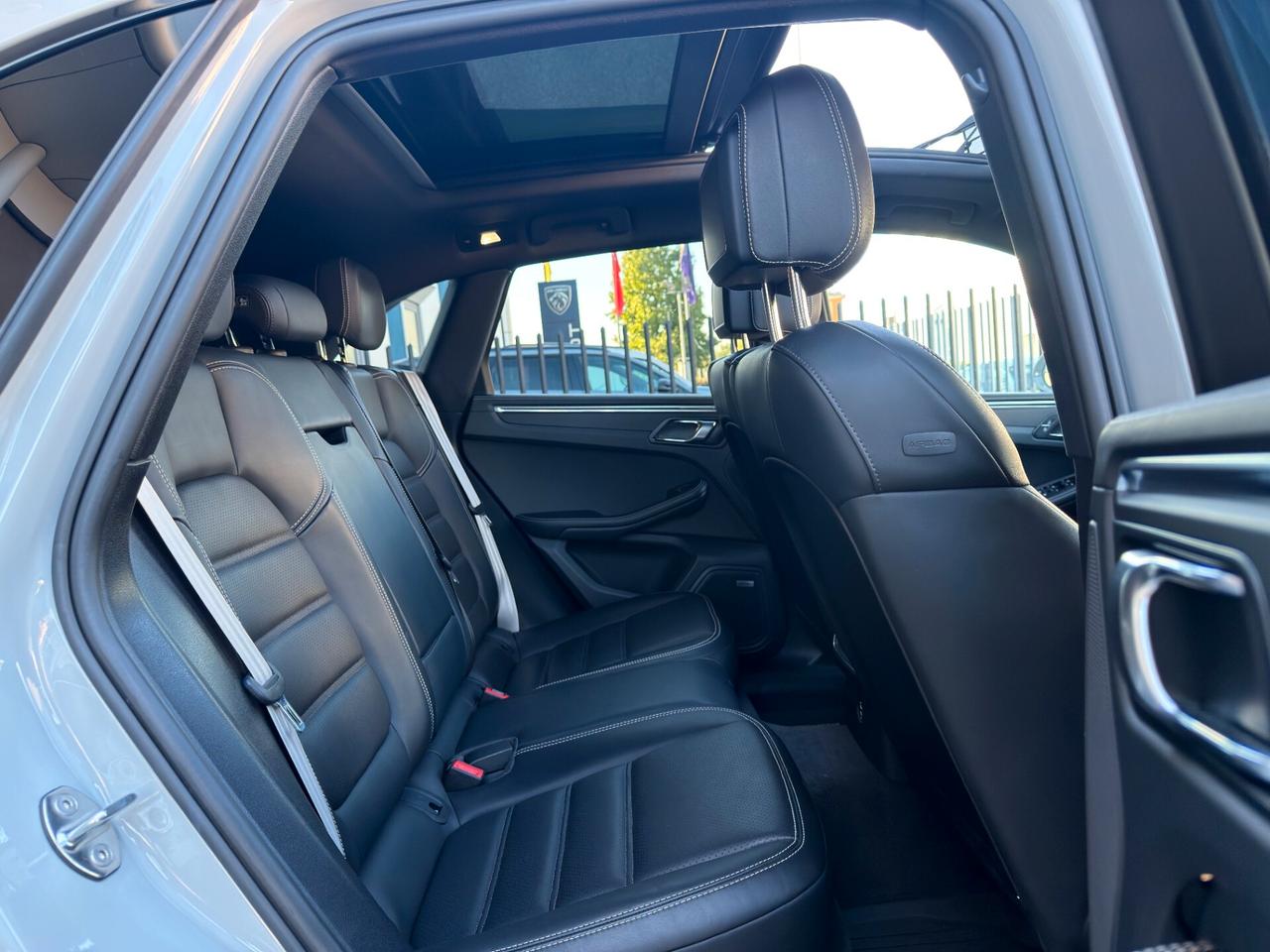 Porsche Macan 2.0 T TETTO APRIBILE