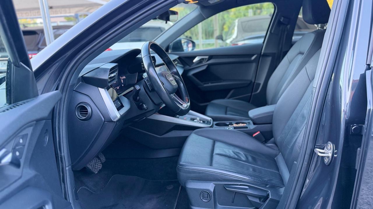 Audi A3 SPB 30 TDI Business Advanced