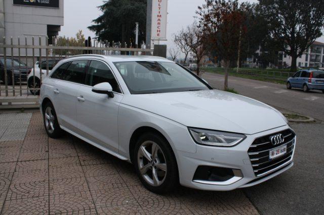 AUDI A4 Avant 30 TDI/136 CV S tronic Business Advanced