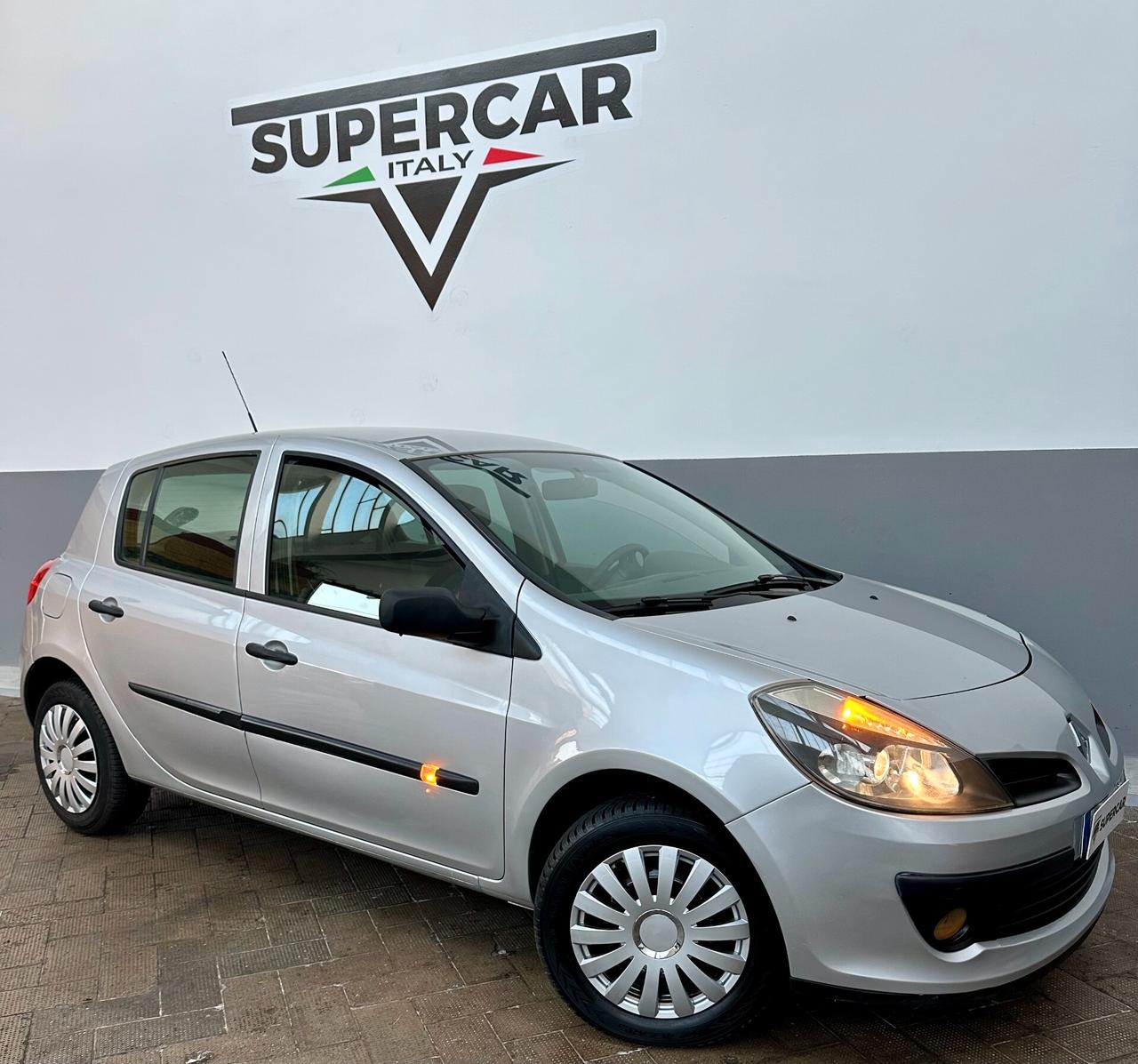 Renault Clio 1.2 Benz, Euro 4, Uni Propriet, pari al nuovo