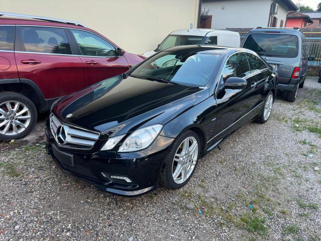 MERCEDES-BENZ E 350 CDI Coupé BlueEFFICIENCY Avantgarde