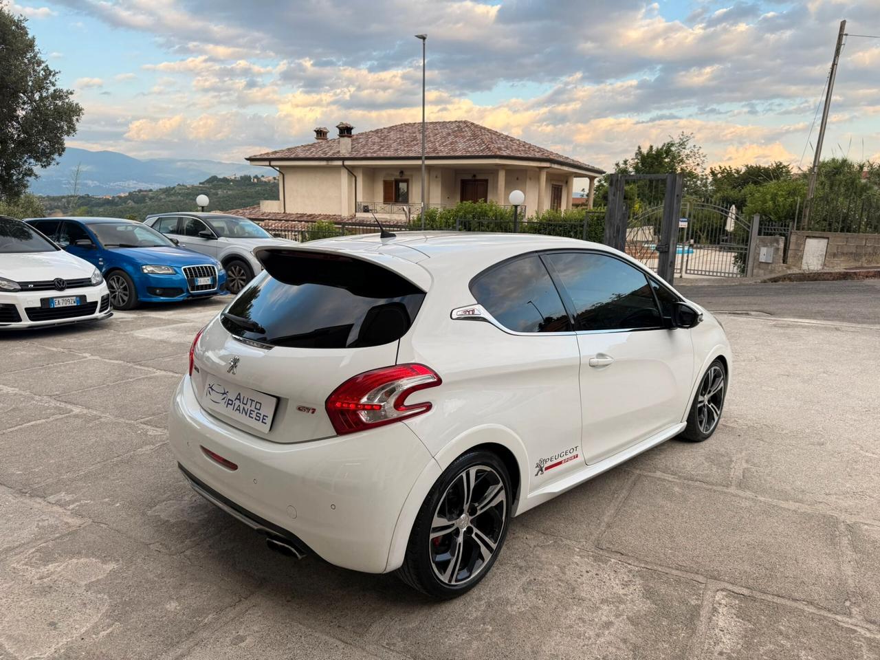 Peugeot 208 1.6 THP 200 CV 3 porte GTi