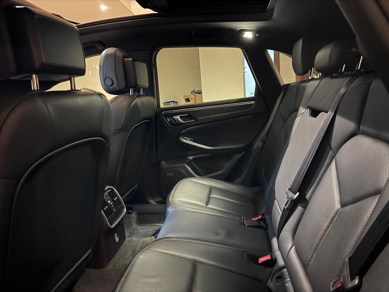 Porsche Macan 2.0 245CV TETTO PASM FULL