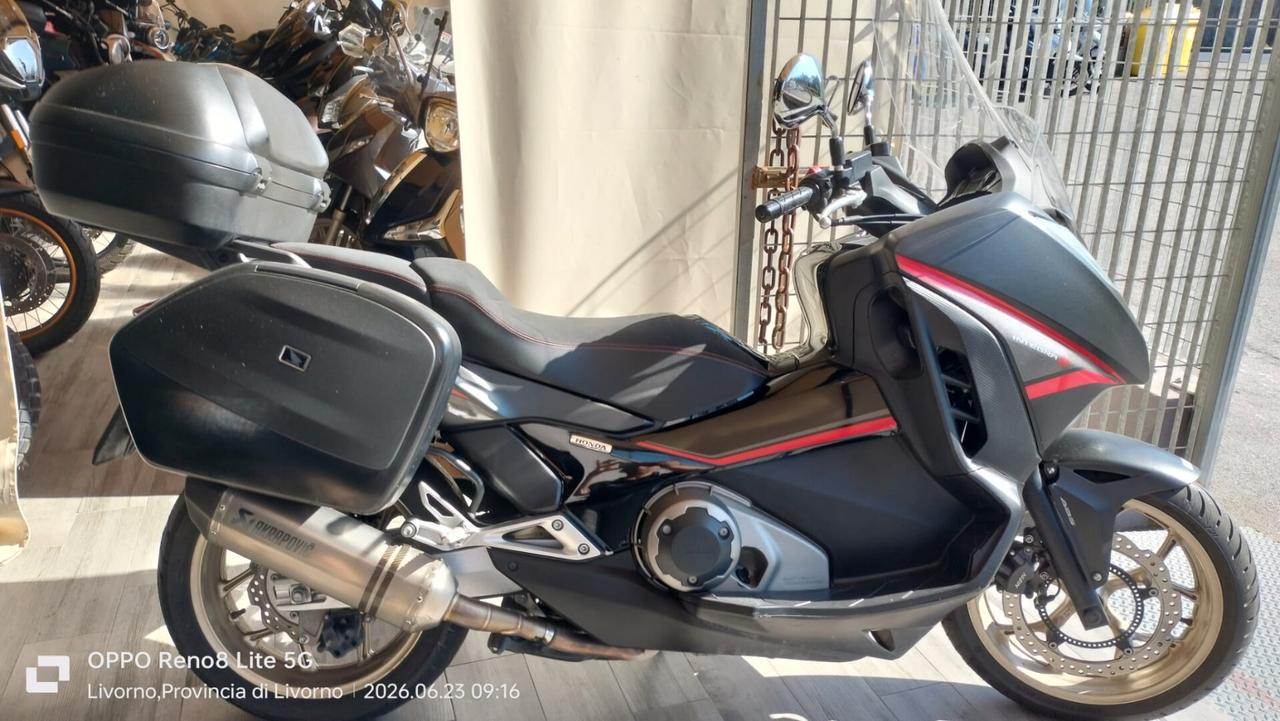 Honda Integra 750