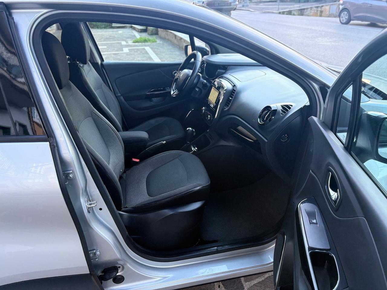 Renault Captur 1.5 dCi 90 CV EDC Energy R-Link LED