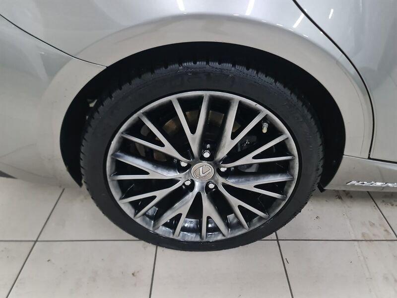 Lexus IS IS Hybrid Luxury