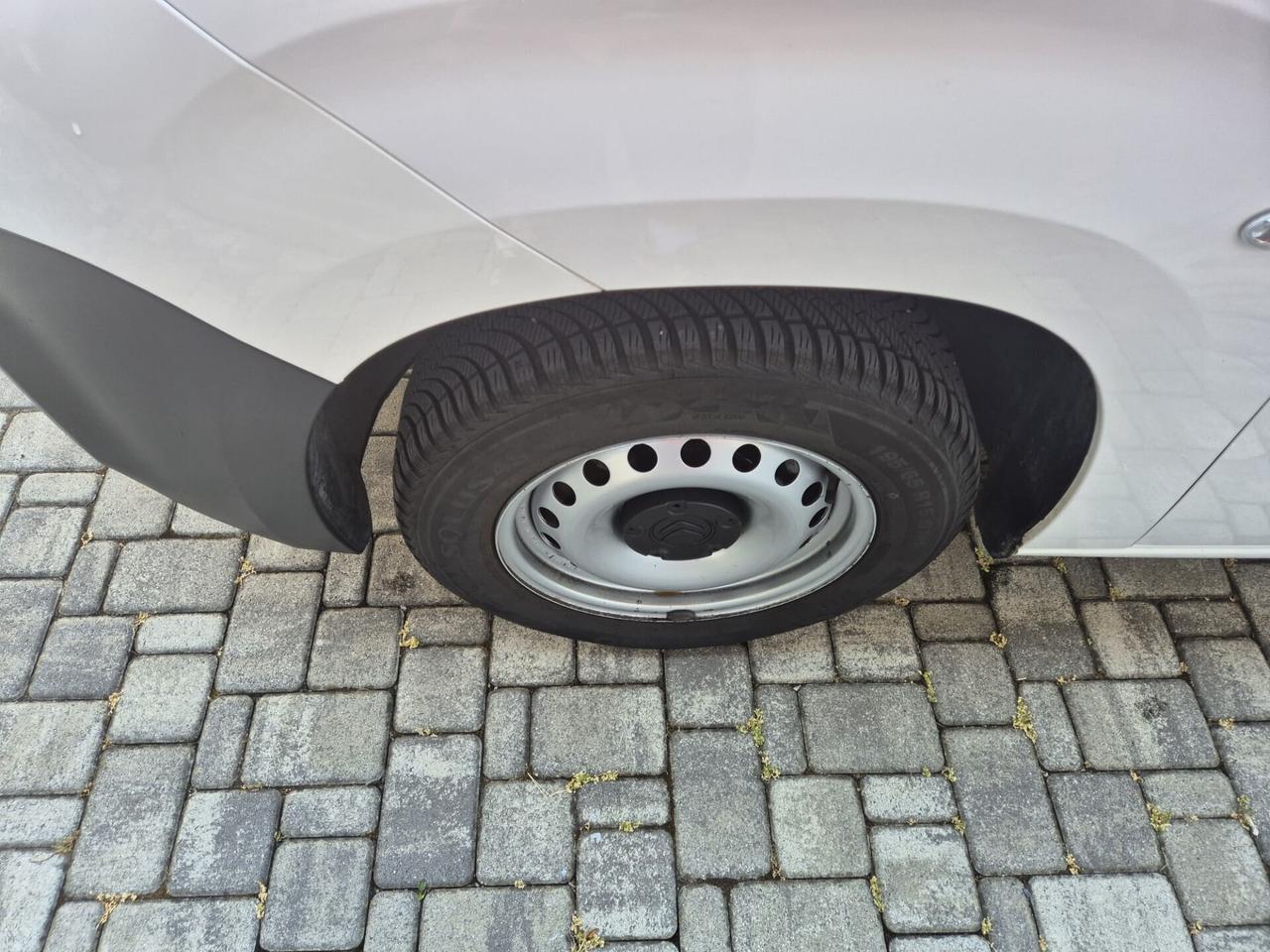 Citroen Berlingo BlueHDi 100 3 posti