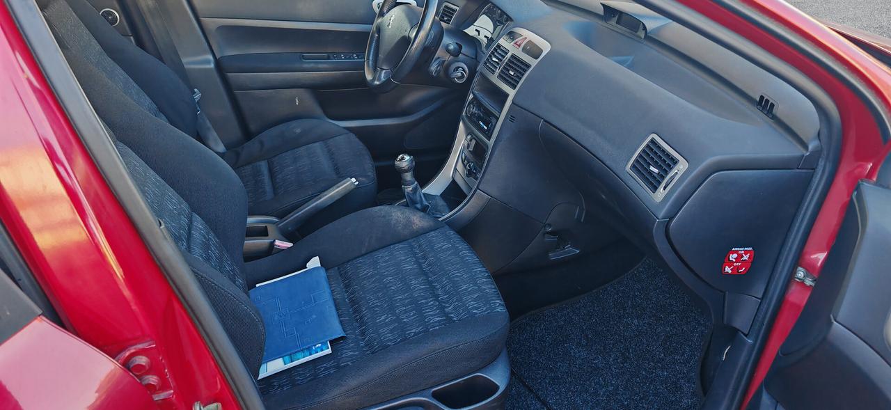 Peugeot 307 1.6 16V 5p. XS