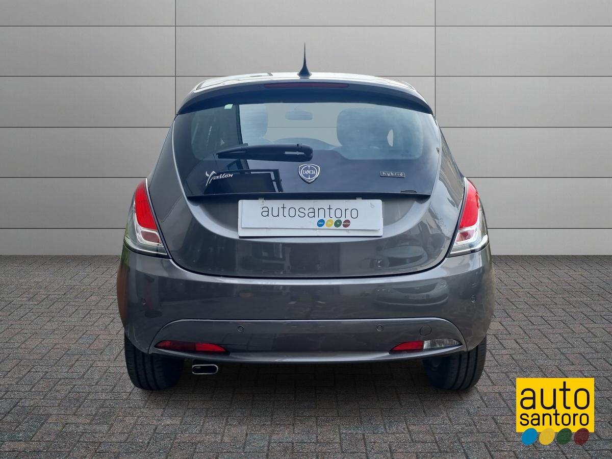 KM0 - LANCIA YPSILON 1.0 IBRIDO ALBERTA FERRETTI