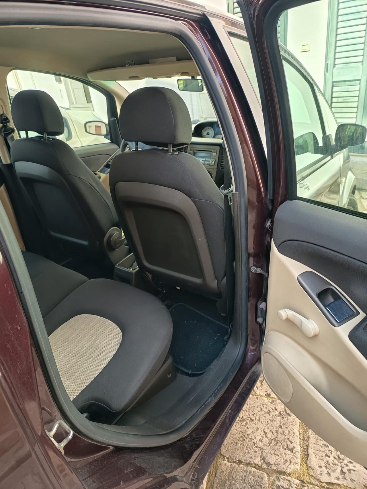 Lancia MUSA 1.3 Multijet 16V Platino