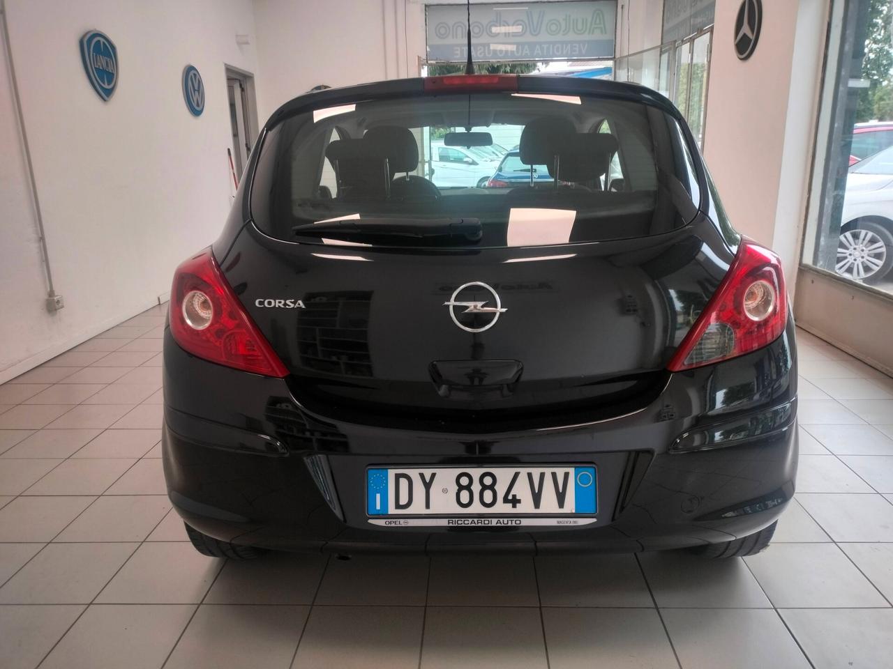 Opel Corsa 1.2 5 porte Easytronic Enjoy