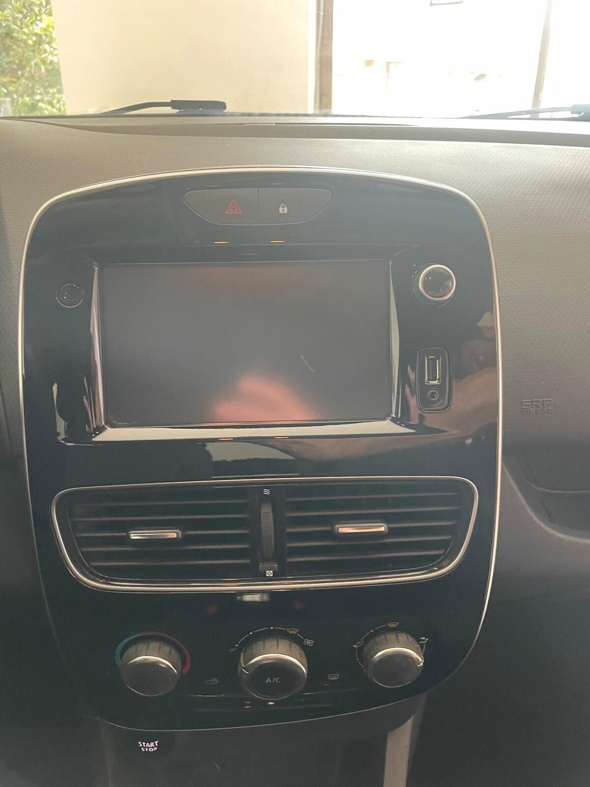 RENAULT CLIO 1.2 12V 90.000 KM "COME NUOVA"