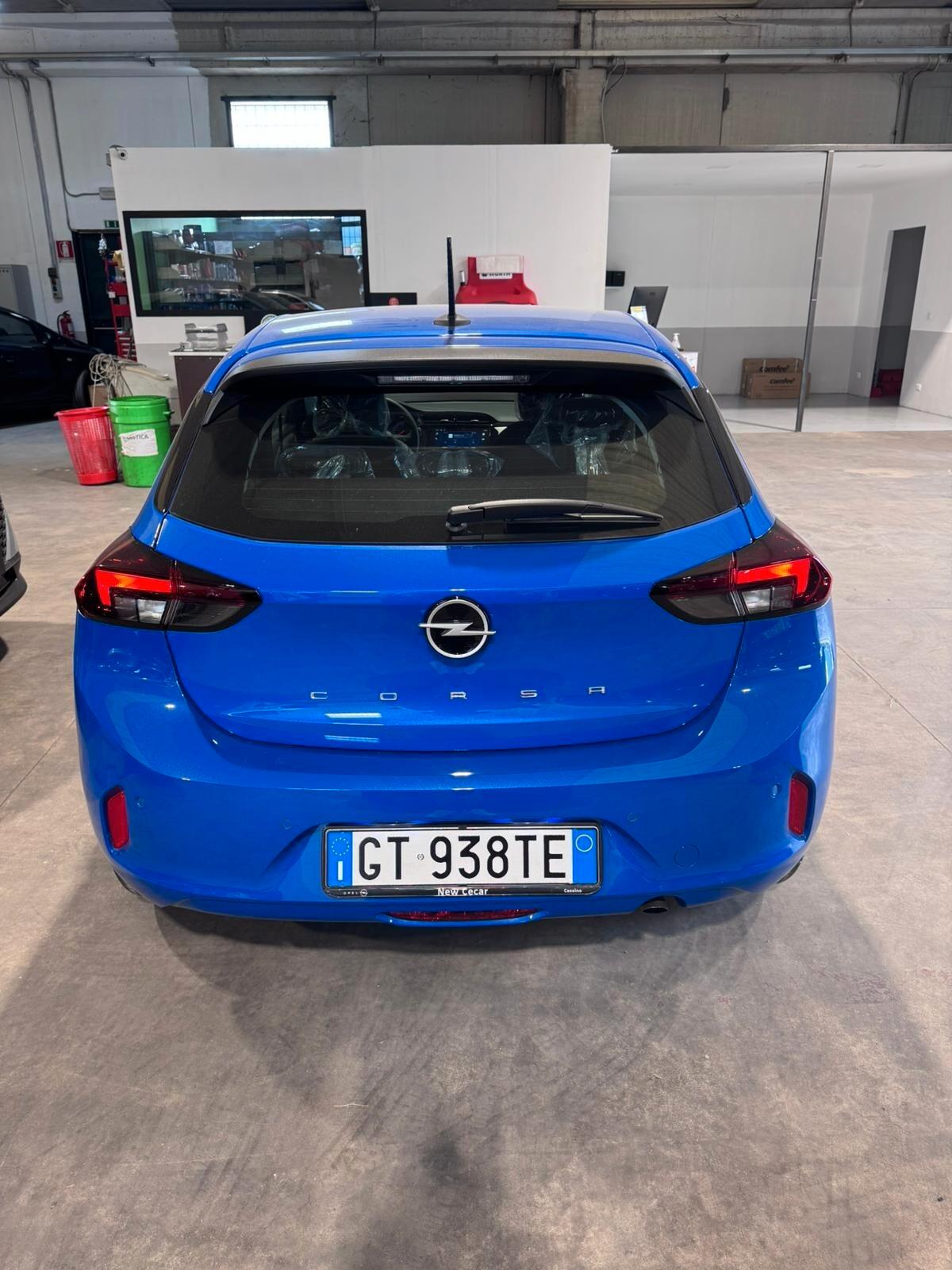 Opel Corsa 1.2 EDITION 5M.