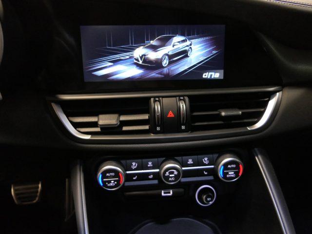 ALFA ROMEO Giulia 2.0 Turbo 280 CV AT8 JUNIOR EDITION