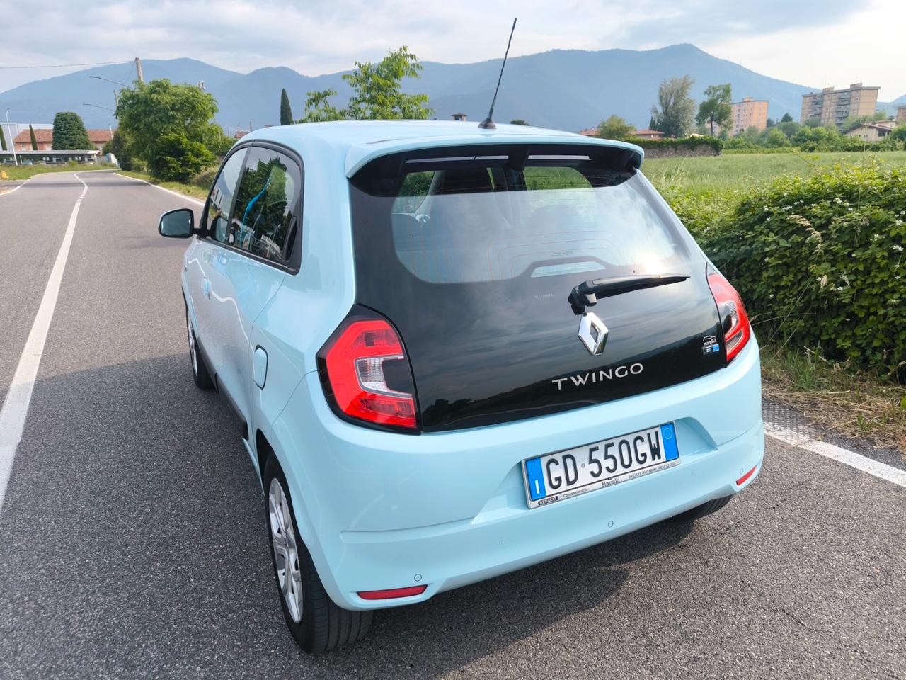 TWINGO ZEN ELETRIC-KM 48000-UNIPROPRIETARIO