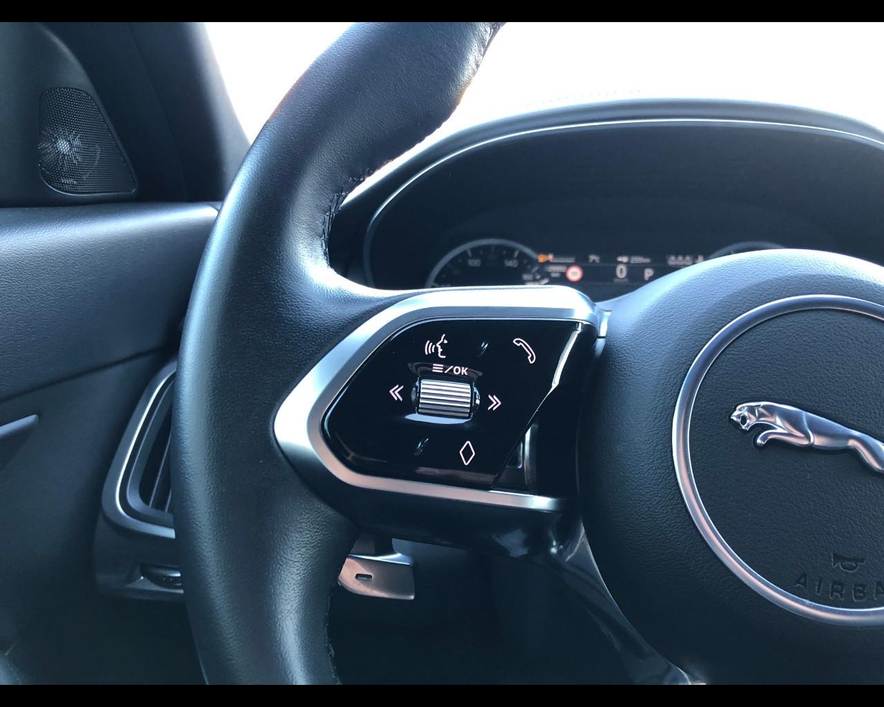 JAGUAR E-Pace (X540) - E-Pace 1.5 I3 160 CV Auto SE