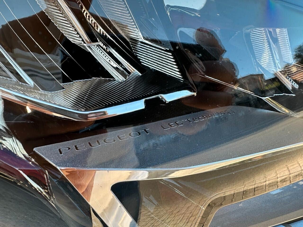 Peugeot 3008 BlueHDi 130 S&S EAT8 Active Business