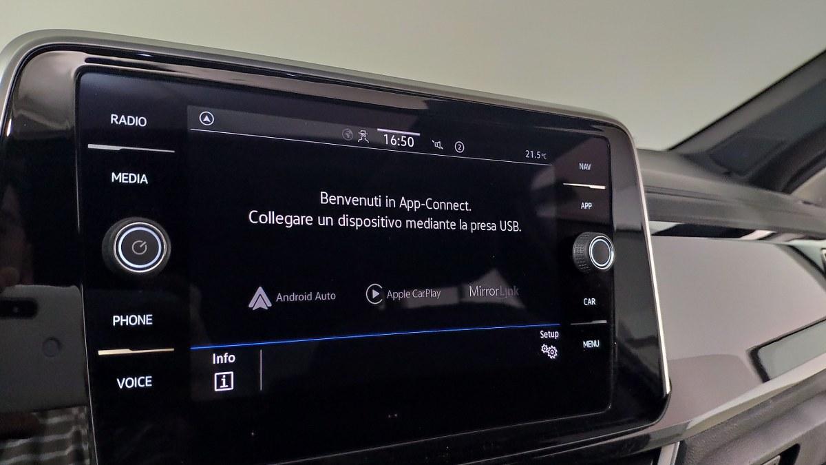 VOLKSWAGEN T-Roc 1.5 Tsi Act Dsg R-Line