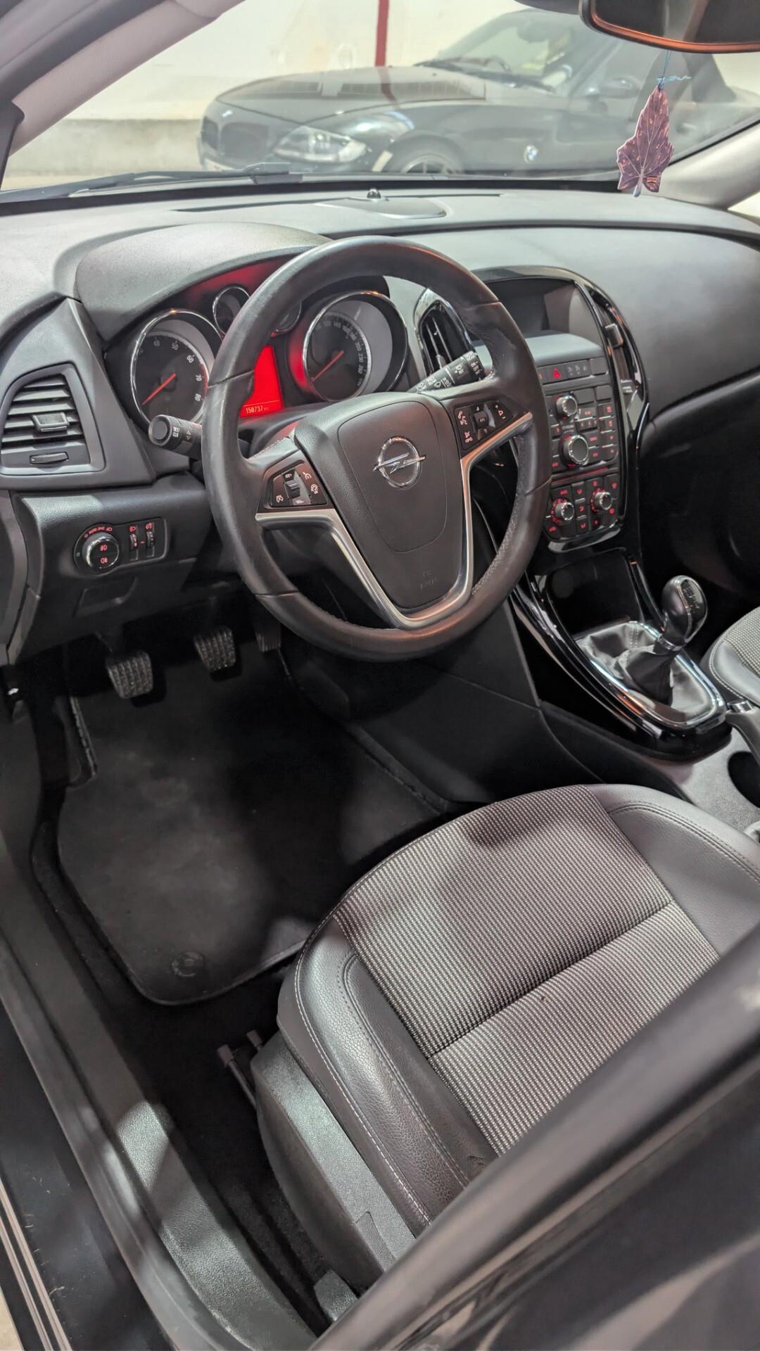 Opel Astra 1.4 Turbo 140CV Sports Tourer GPL Tech Cosmo