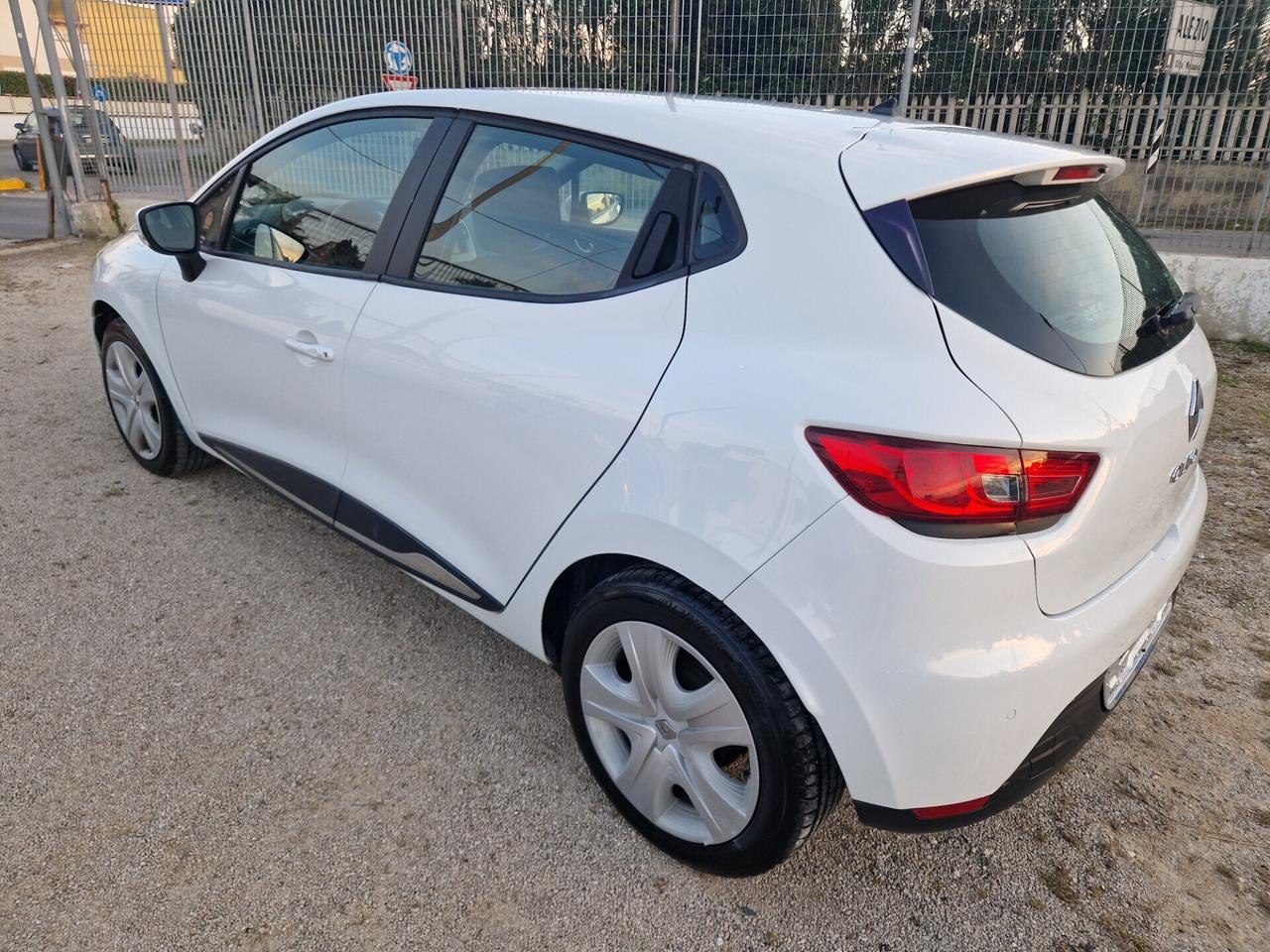 Renault Clio 1.5 dCi 90CV - 2015