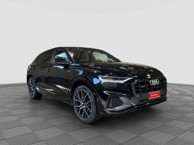 AUDI Q8 Q8 50 TDI 286 CV quattro tiptronic Sport