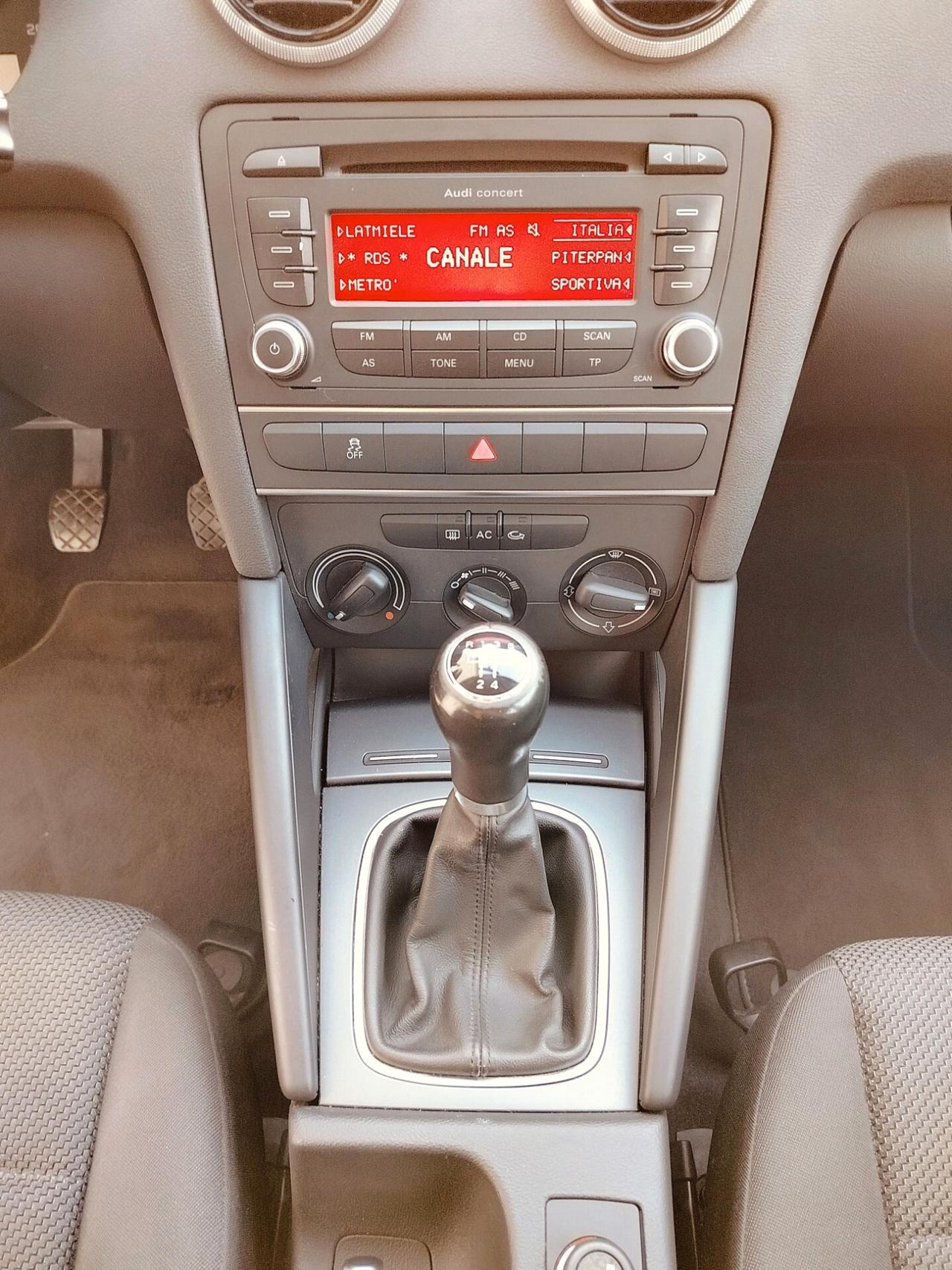 Audi A3 1.6 TDI EDITION OK NEOPATENTATI