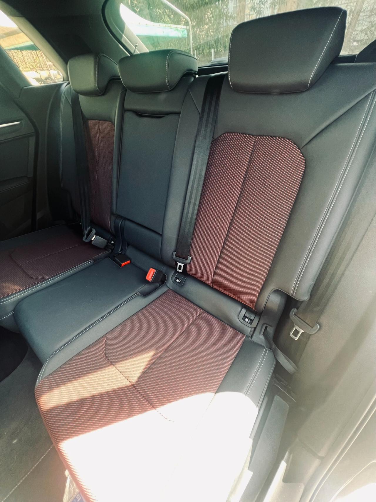 Audi Q3 35 TDI S tronic line edition