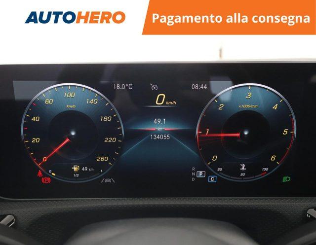 MERCEDES-BENZ A 180 d Automatic Premium