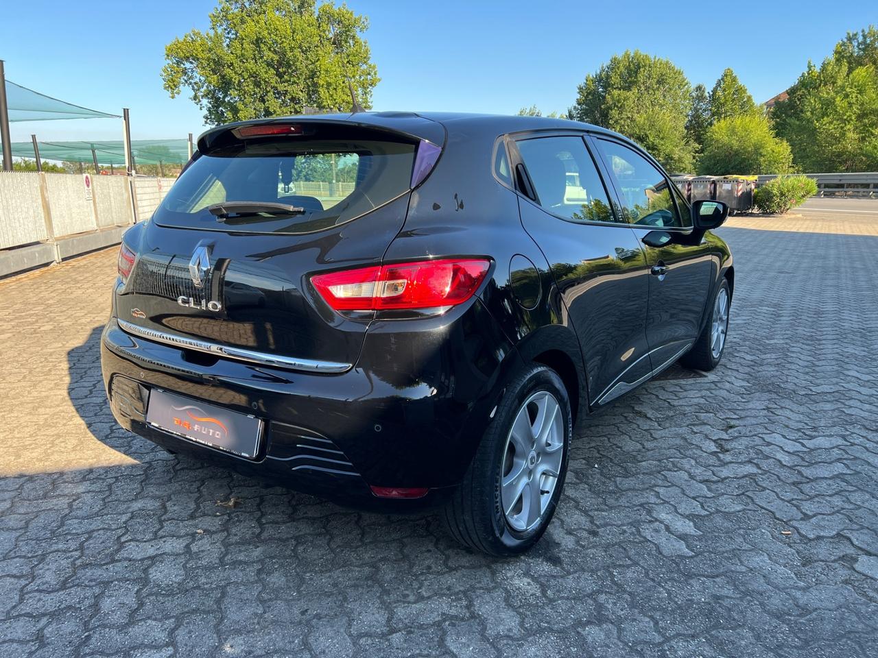 Renault Clio 1.2 75CV 5 porte Life