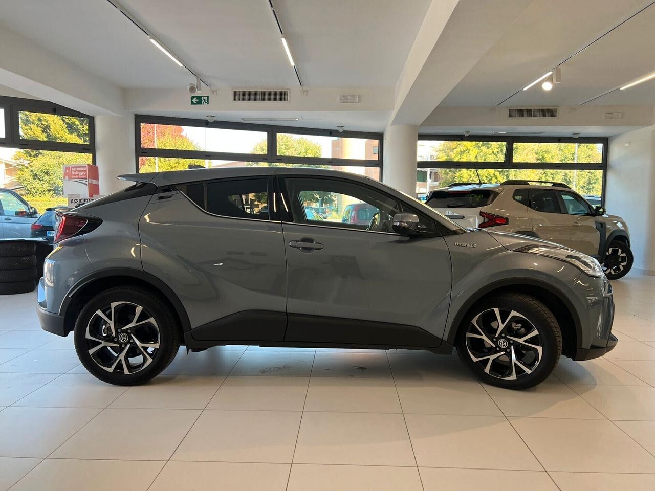 C-HR 1.8 Hybrid E-CVT Trend