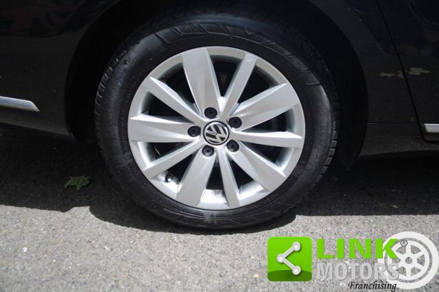 VOLKSWAGEN Passat Var. 2.0 TDI Highline Blue M.Tech.