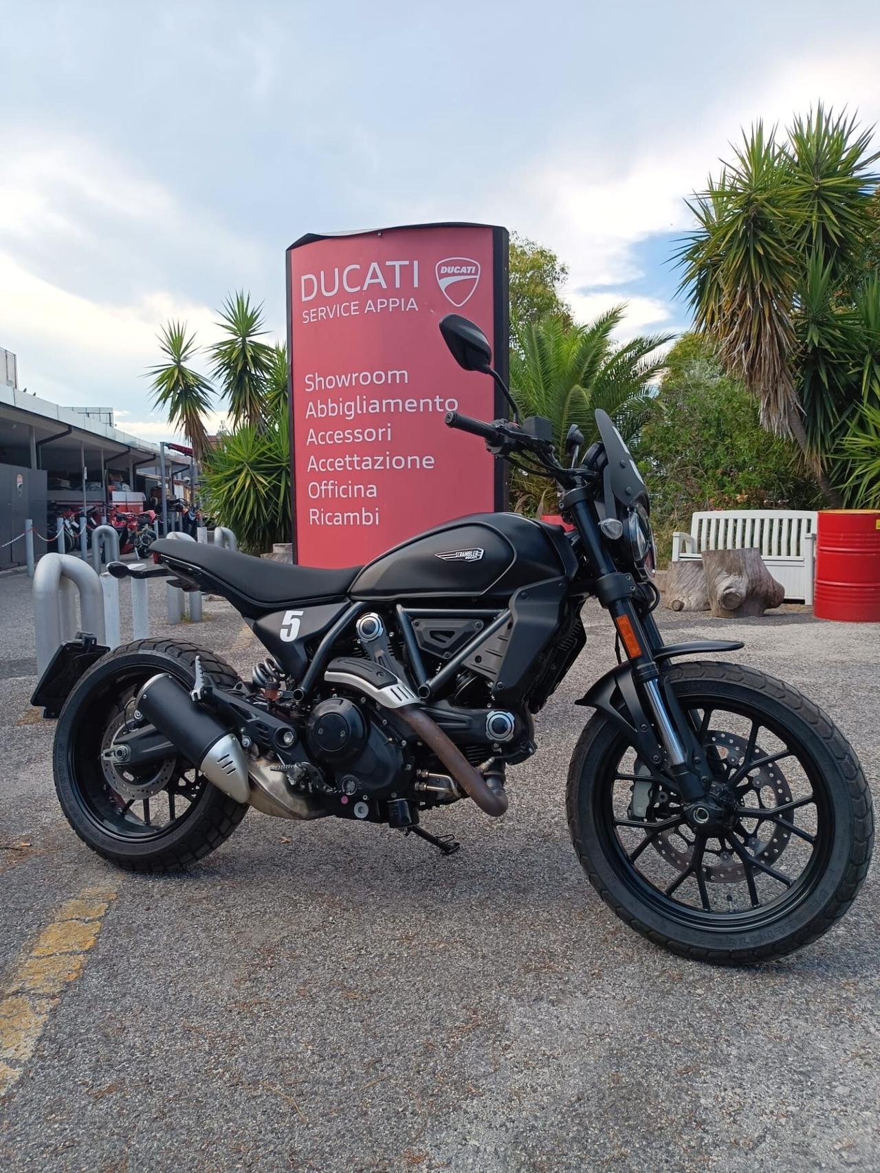 Ducati Scrambler ICON DARK