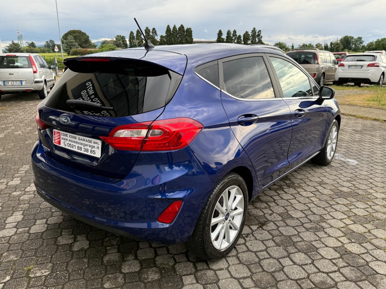 Ford Fiesta 1.1 b. - 5p. |NEOPATENTATI|CERCHI IN LEGA